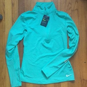 Nike Dri- Fit Pull Over